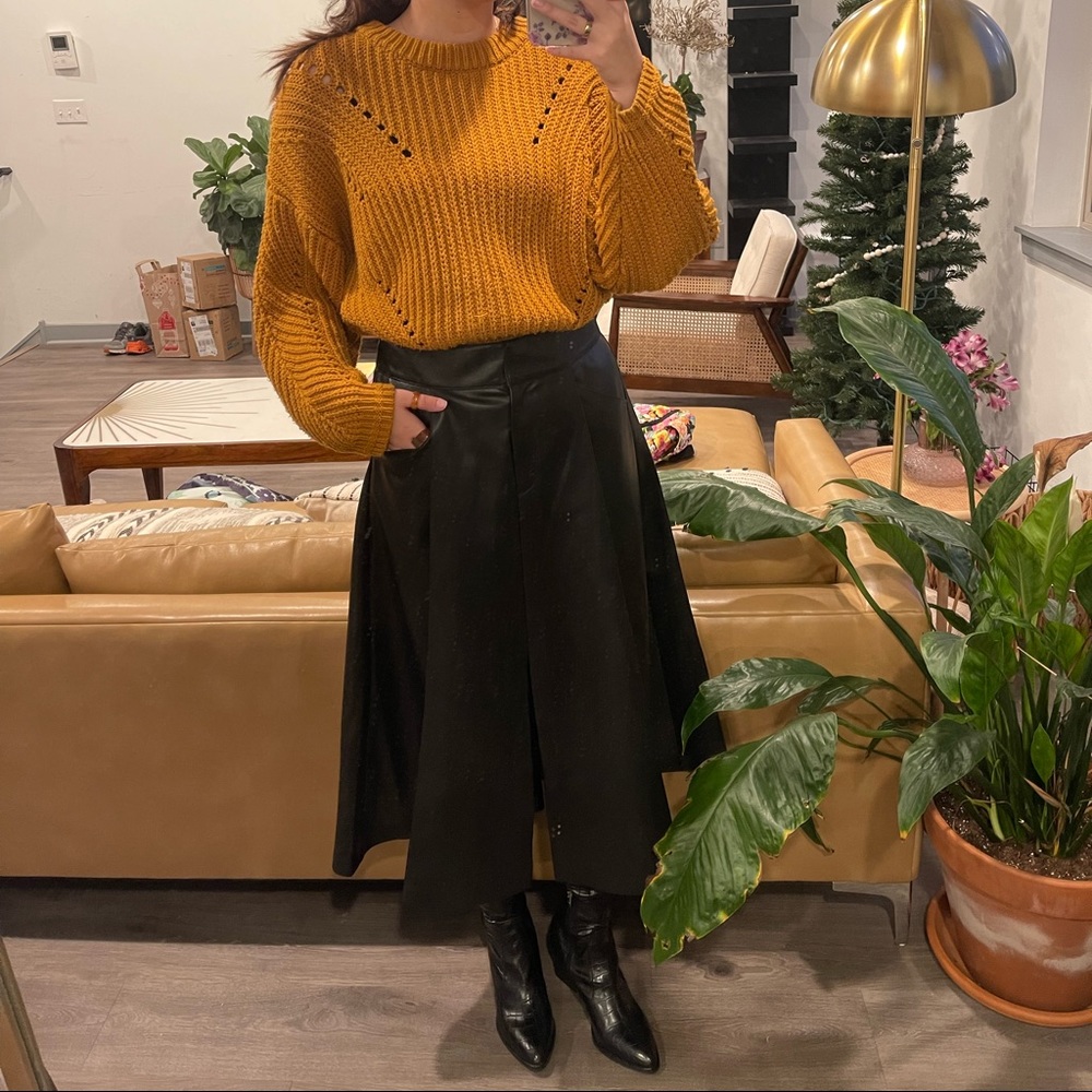 Tahari Black Faux Leather Skirt